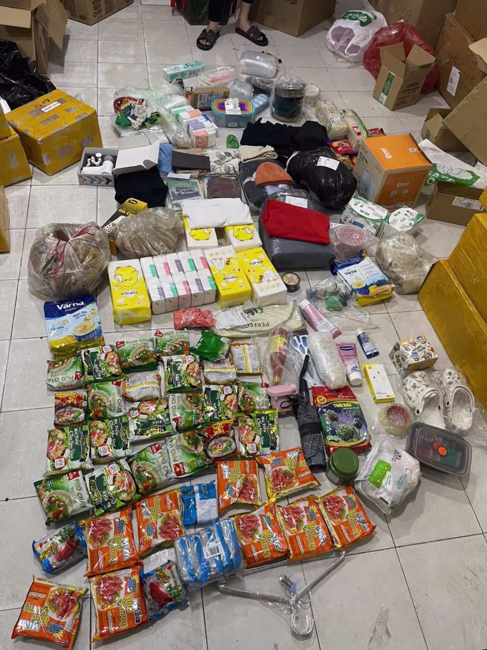越南料理包也是集運時常遇到的東西：在台越南人寄家鄉味前要懂的事